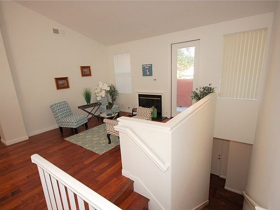 2nd image of 310 Marinella Aisle