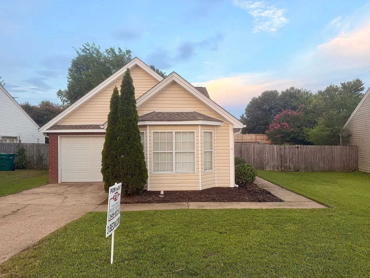 8671 Inverness (69 South area) — Photo 1