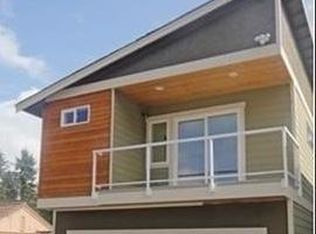 10422 2nd Pl SW, Seattle, WA 98146