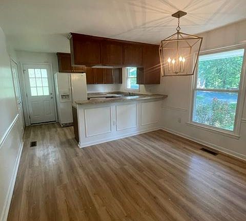 5th image of 5201 Auburndale Rd