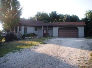 5845 S 90th Ave, New Era, MI 49446