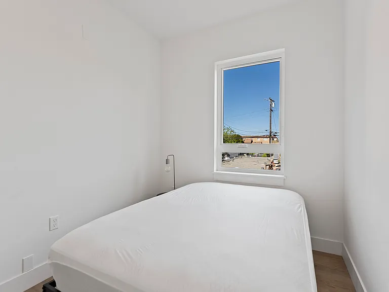 Bosco 1717 University Ave — Photo 155