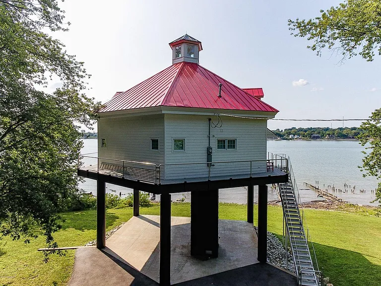 5750 Captains Quarters Rd — Photo 2