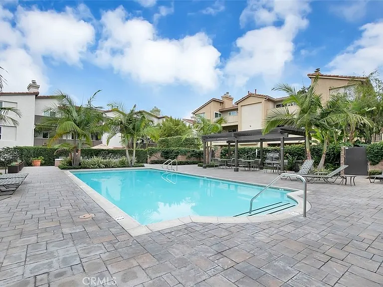 74 Corniche Dr — Photo 22