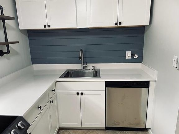 3rd image of 2590 1st St APT 202