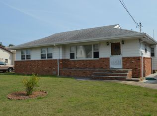 913 Montauk Dr, Forked River, NJ 08731