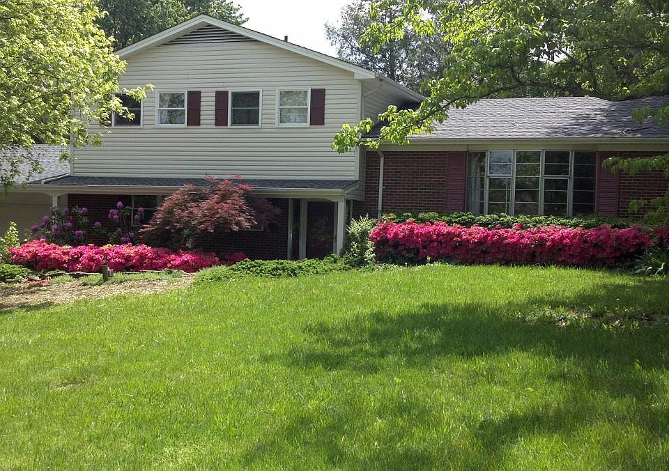 1st image of 9012 Coburn Dr