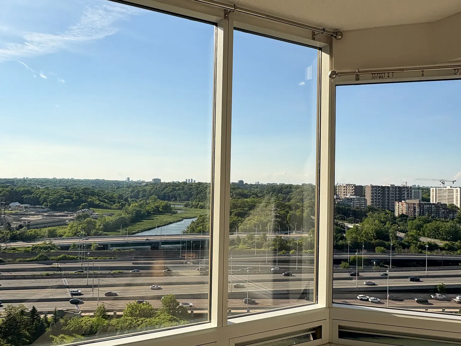 2 bed, $3,100 — Photo 4