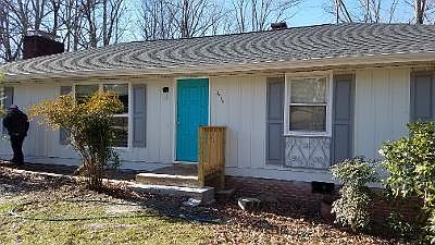 1st image of 2918 Sprucewood Dr