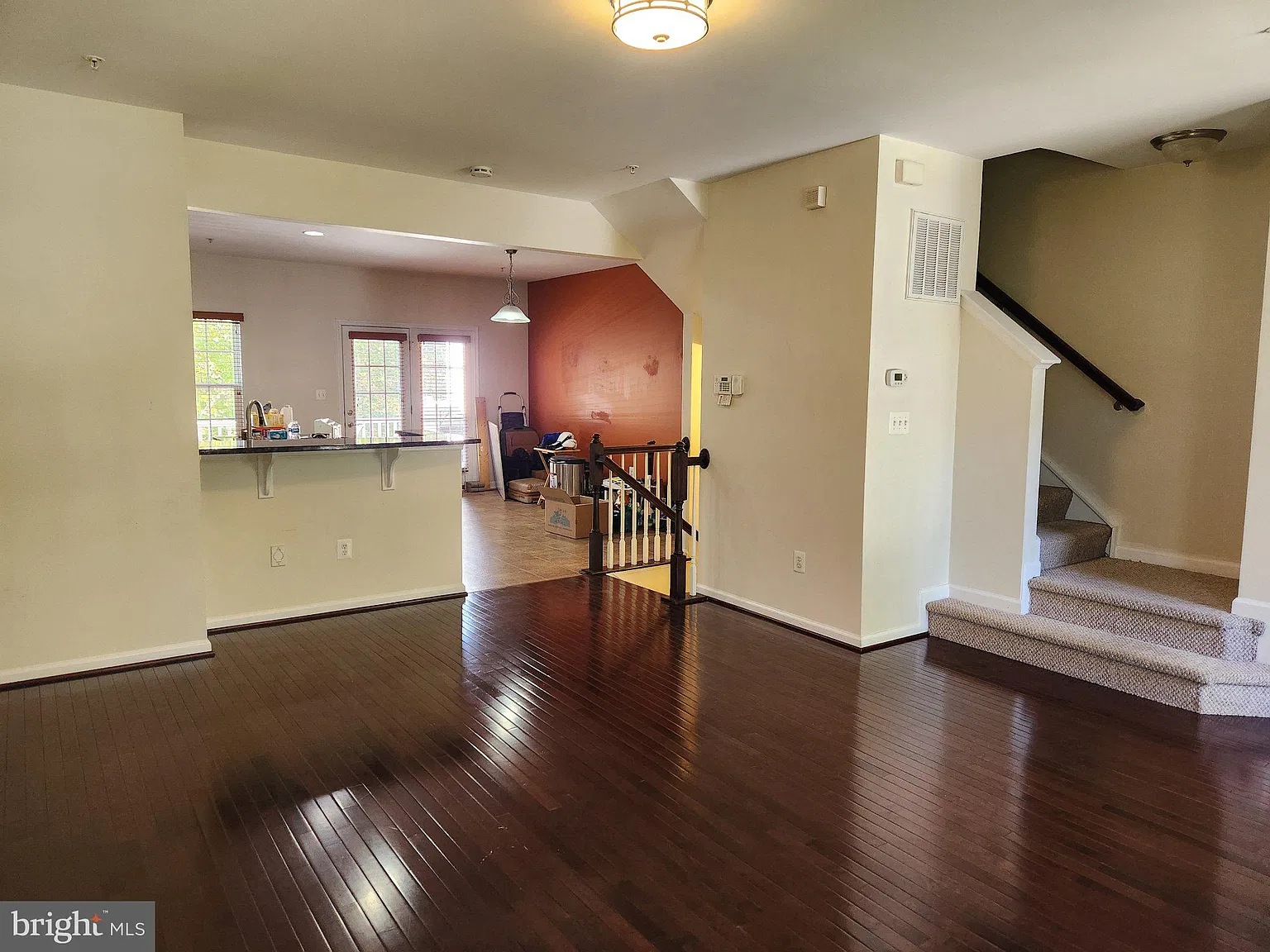3 bed, 3.5 bath, 1760 sqft, $2,900 — Photo 3