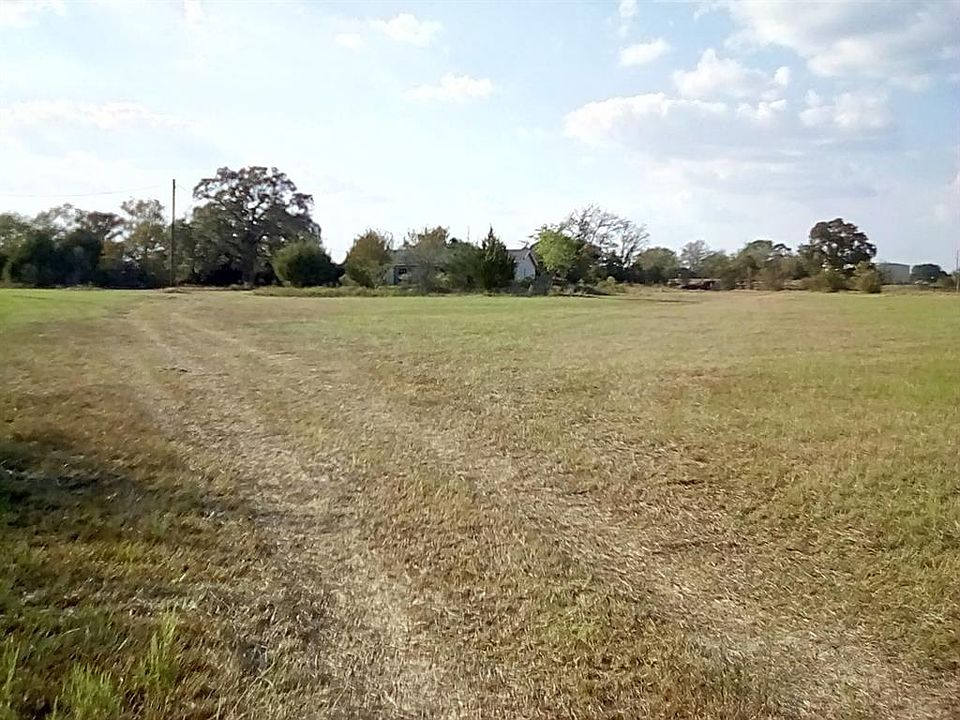 1st image of 2549 Lacy Ln