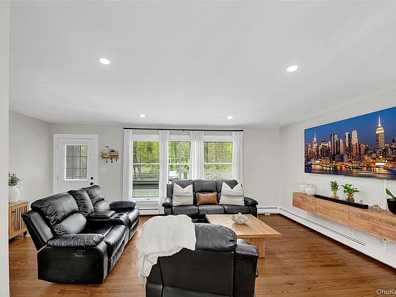 4th image of 31 S White Rock Road