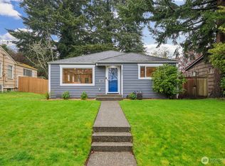 4027 48th Ave SW, Seattle, WA 98116