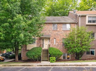 1725 Donlee Dr, Blacksburg, VA 24060