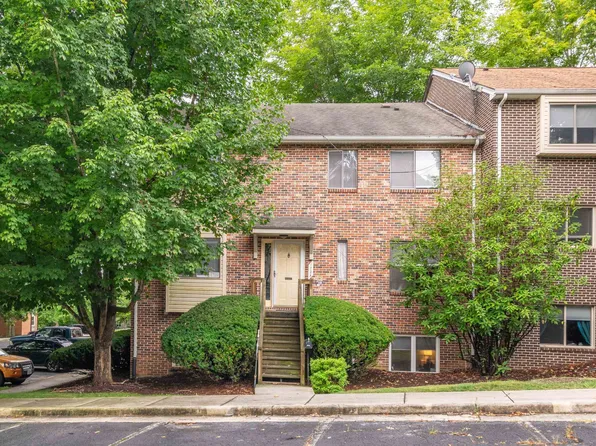 1725 Donlee Dr, Blacksburg, VA 24060