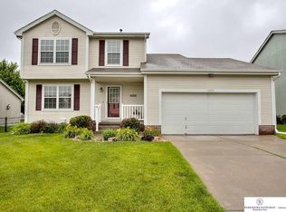 15324 Wirt St, Omaha, NE 68116