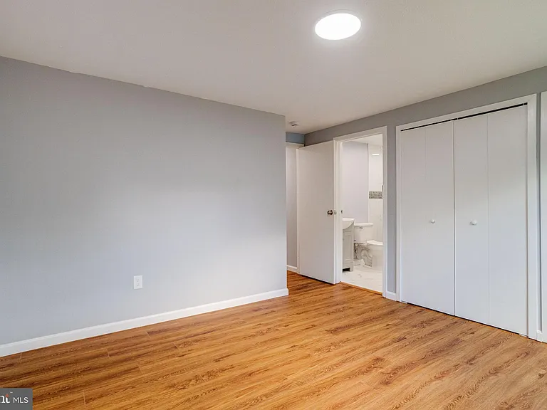 1359 Raleigh Dr — Photo 21