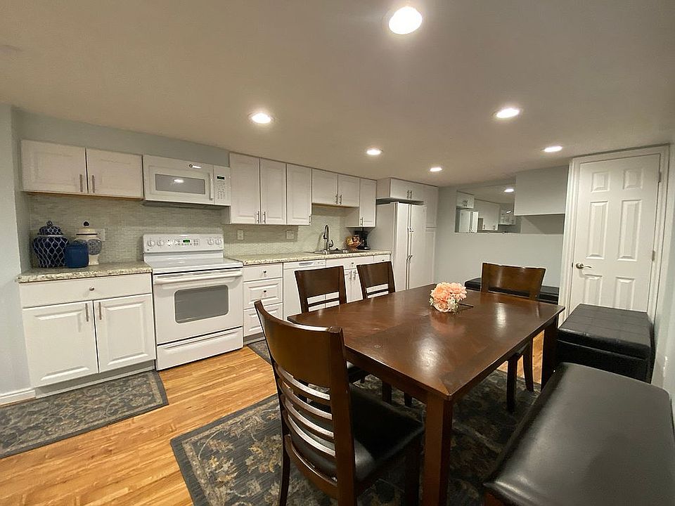 Downstair kitchen