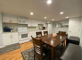 5365 S Avalon Dr, Murray, UT 84107