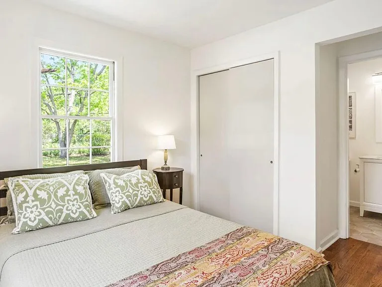 1432 N Sherwood Dr — Photo 15