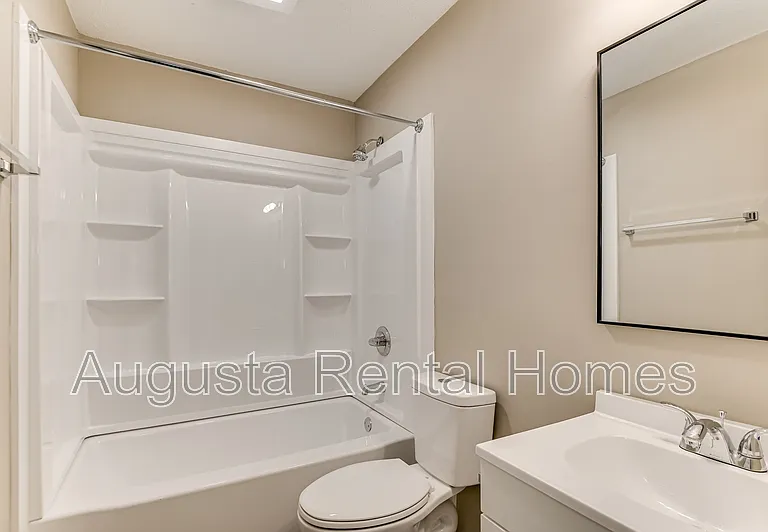 2328 Prague Ct — Photo 24