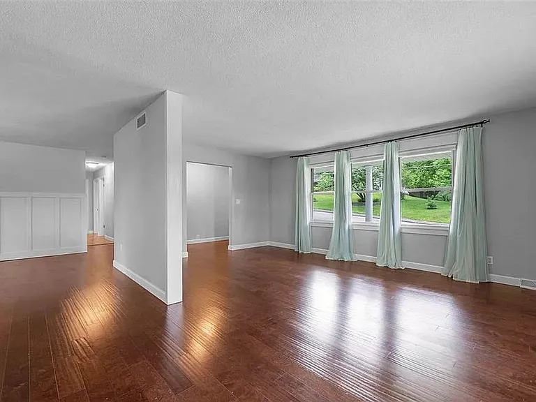 2838 Hopper Rd — Photo 3