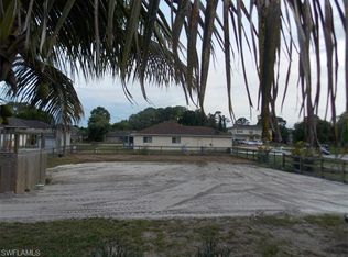 17437 Connecticut Rd, Fort Myers, FL 33967