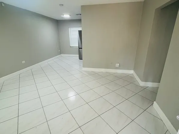 1634 NE 6th St Floor 2, Fort Lauderdale, FL 33304