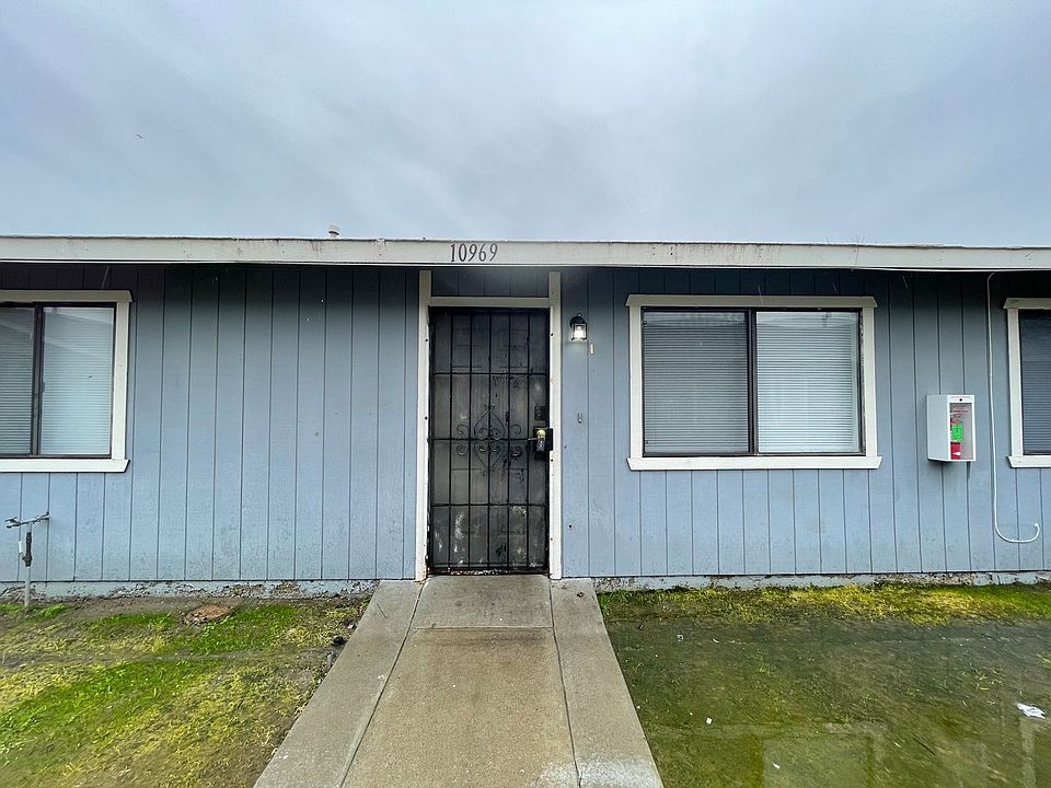 1st image of 10925 Thompson Dr #10969