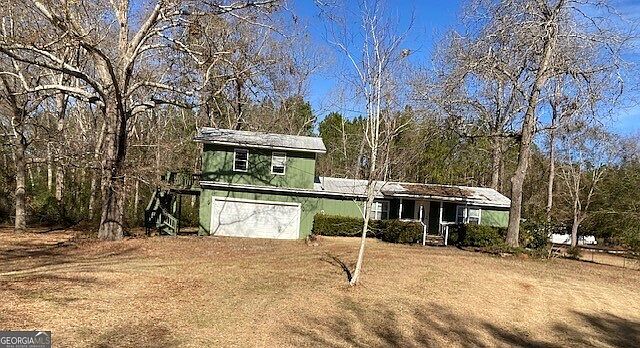1st image of 998 N Lake Dr