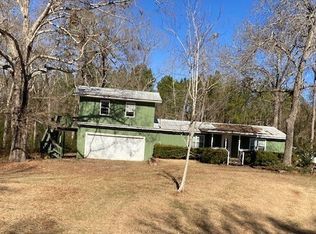 998 N Lake Dr, East Dublin, GA 31027