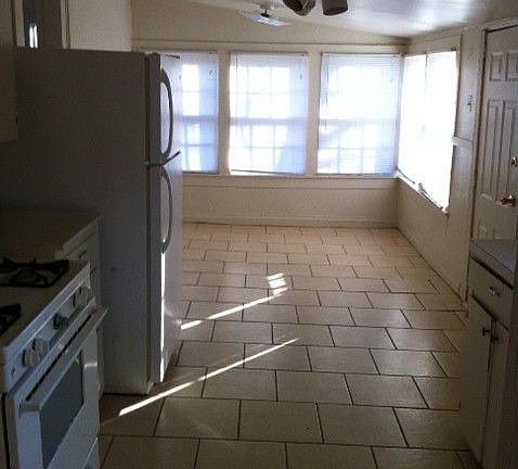 4th image of 3616 Park Ave