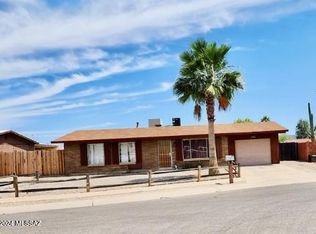 3725 W Brambly Dr, Tucson, AZ 85741