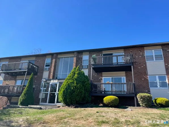 43 Balance Rock Road APT 1, Seymour, CT 06483