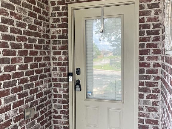 4th image of 3064 Rosewalk Dr