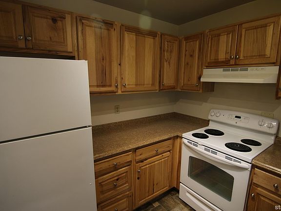 4th image of 811 Modesto Ave