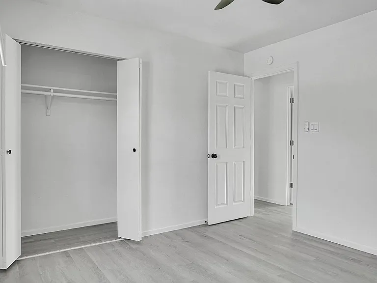 4485 Wordsworth Cir N — Photo 17