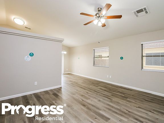 5th image of 1353 E Daniella Dr