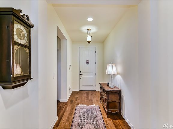 3rd image of 23842 NE 126th Pl