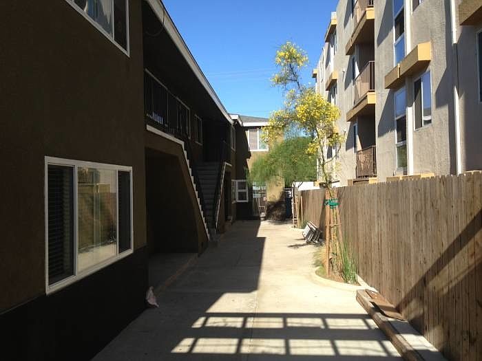 Entry walkway