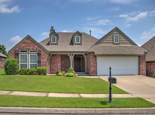 7420 E Jackson St, Broken Arrow, OK 74014
