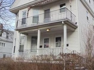 14 Bow St, Medford, MA 02155