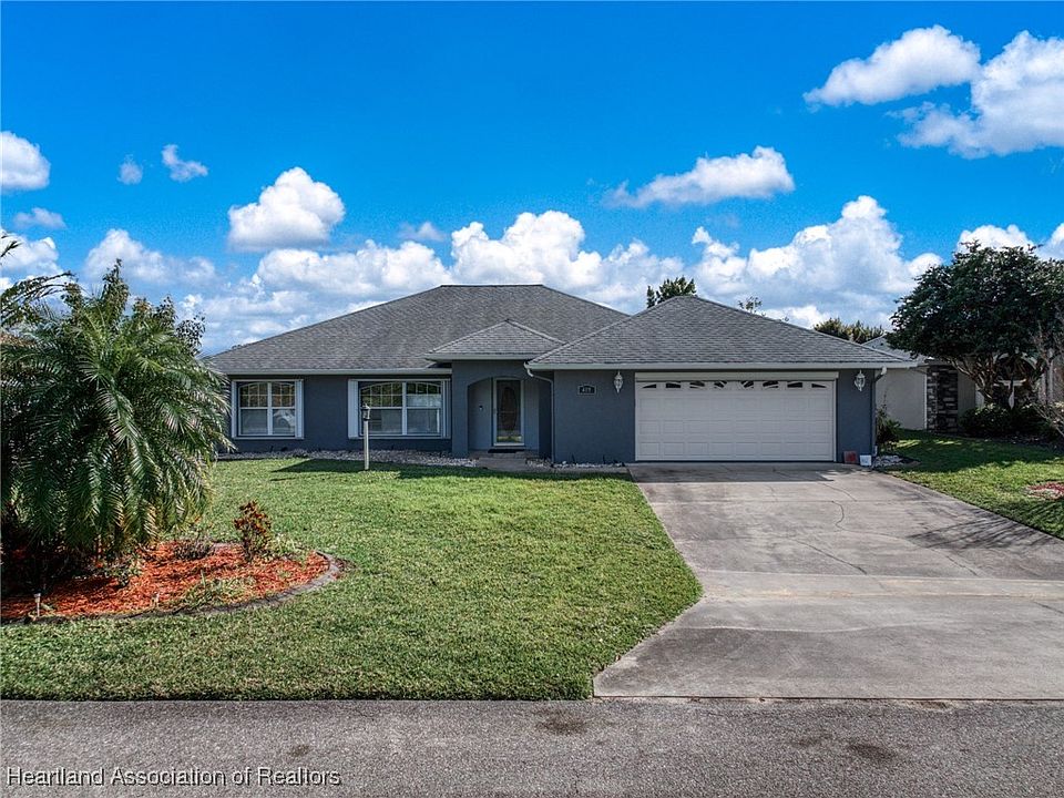 1st image of 419 Barcelona Dr