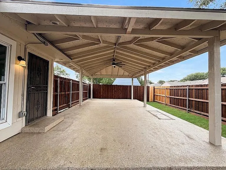 10304 Pondwood Dr — Photo 17