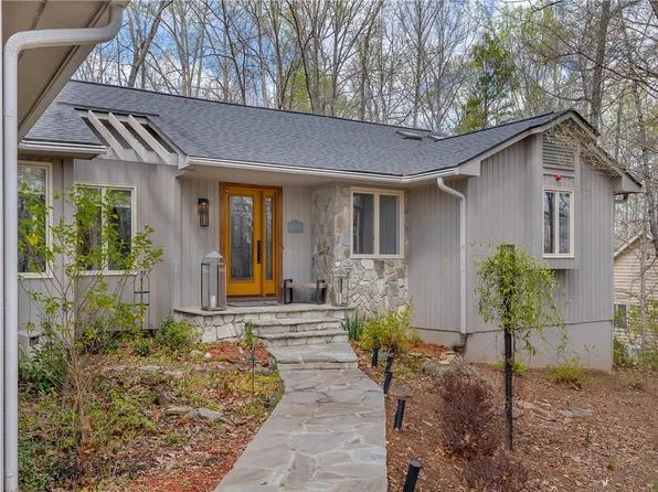 23 Calm Sea Dr, Salem, SC 29676