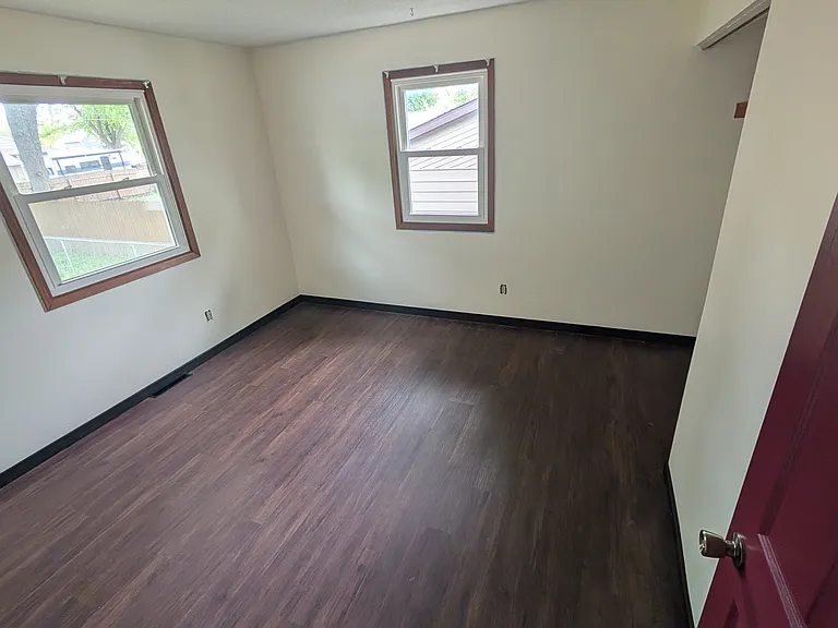 204 Ann Dr — Photo 5