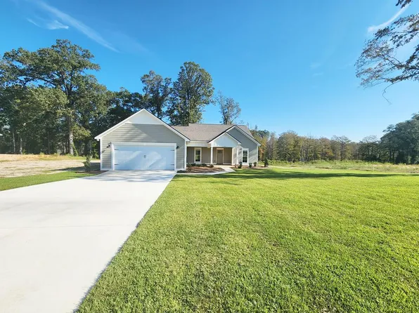 173 Buck Run Dr, Leesburg, GA 31763