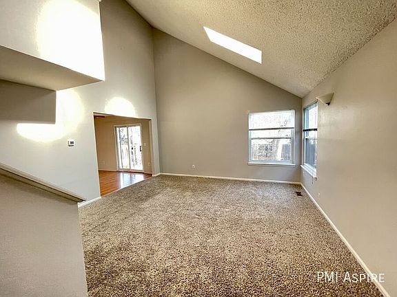 2nd image of 1760 Juniper St