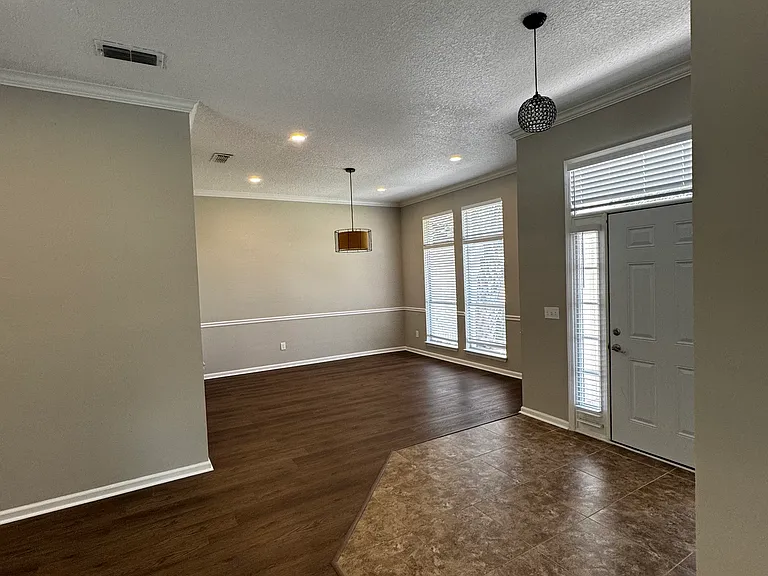 701 Cherry St — Photo 4