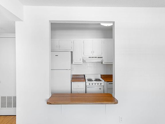 5th image of 1147-1149 14th Ave S #1149-20